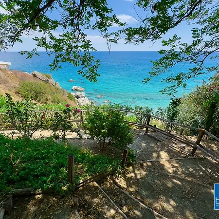 Caminia - Secret Oasis Ferienhaus