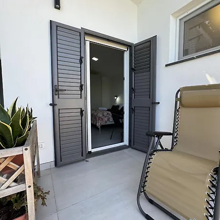 Caminia - Secret Oasis *